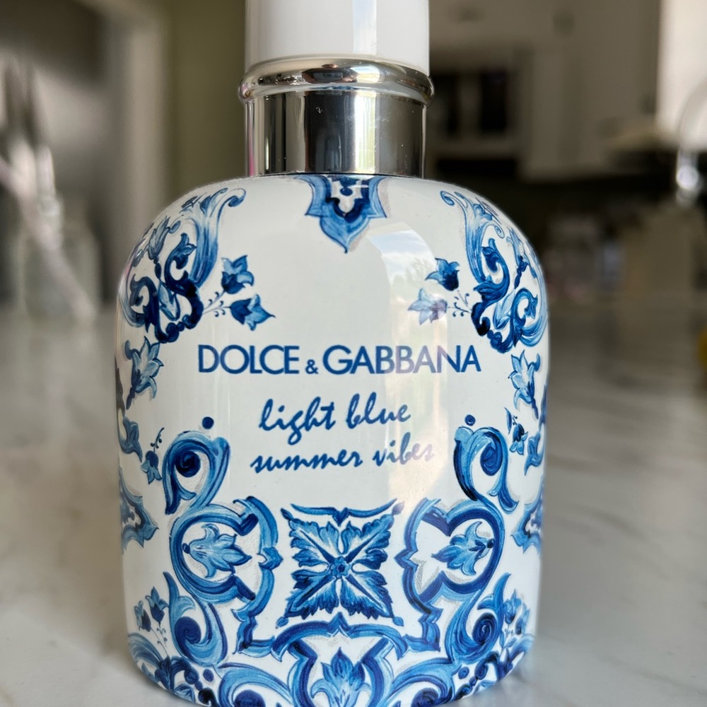 Dolce & Gabbana Light Blue Summer Vibes Cologne/Perfume